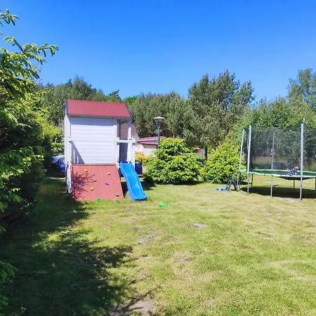 Letniskowe Bryza بيت خشبي *